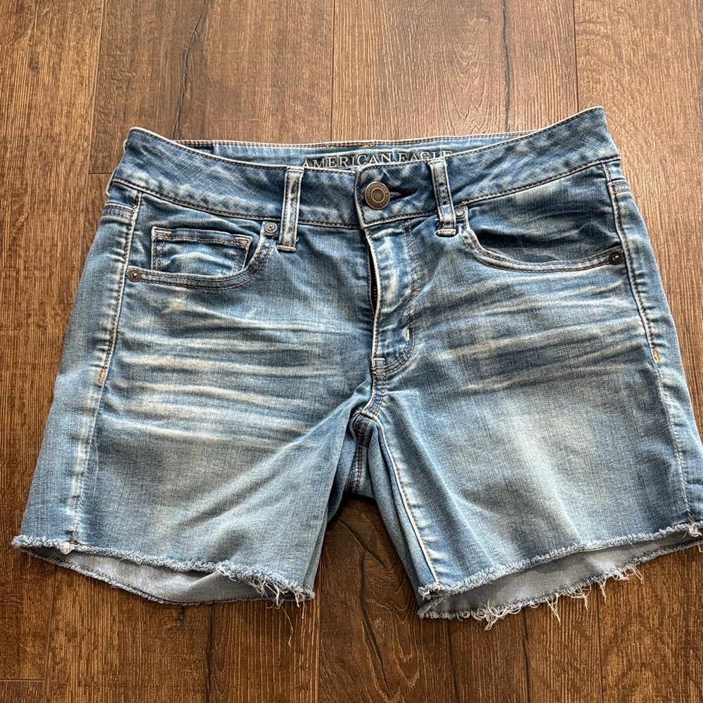 American Eagle Outfitters Light Blue Distressed Cutoff Jean Shorts